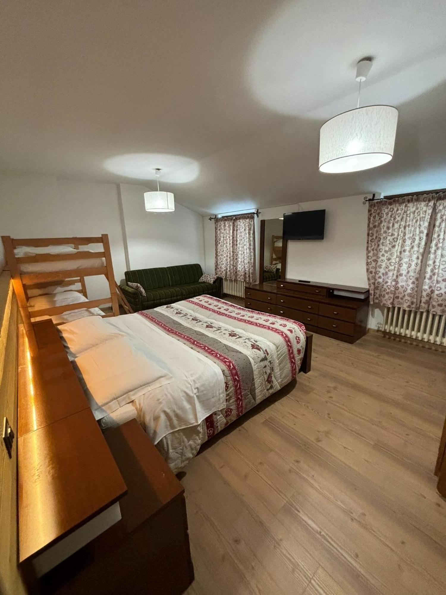 Hotel Miravalle Imer Bagian luar foto